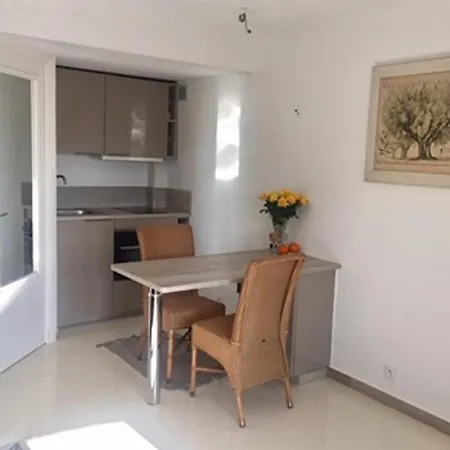Duplex Vue Golf De Saint-tropez A 300m