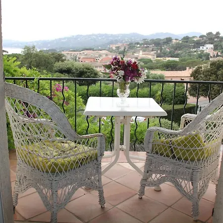 Appartamento Duplex Vue Golf De Saint-tropez A 300m